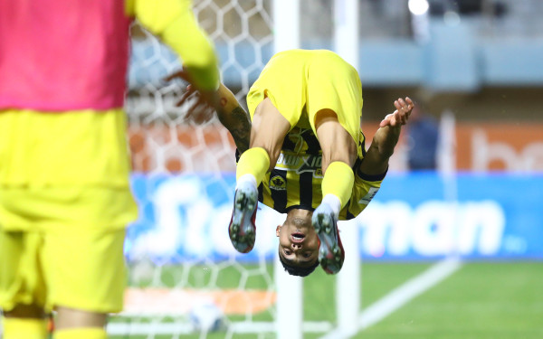 Super League: Διπλό στην Κρήτη η ΑΕΚ, «πολυβόλο» ο Λεβαδειακός