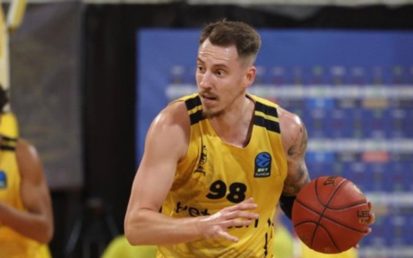 Έκανε τα εύκολα δύσκολα, αλλά, αλλά κέρδισε τη Σλασκ ο Άρης