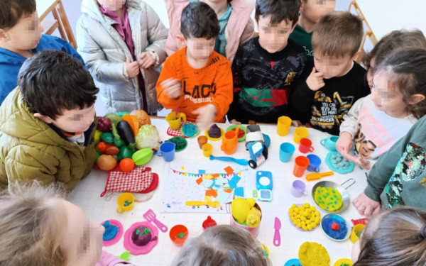 Εκπαιδευτική Ρομποτική στο Νηπιαγωγείο: Παιχνίδι και Μάθηση με BeeBot και DuckyCode