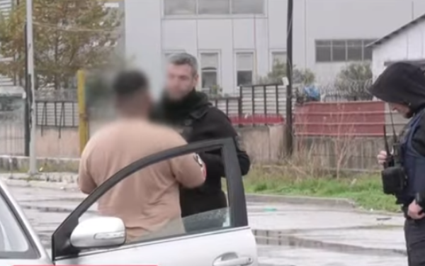 Θεσσαλονίκη: Αστυνομικοί έλεγχοι σε οικισμούς Ρομά – Συνεχίζονται οι περιπολίες στον οικισμό Αγία Σοφία στα Διαβατά