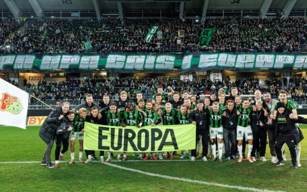 Ποδόσφαιρο: Σουηδική ομάδα βγήκε στην Ευρώπη μετά από 35 χρόνια και το γιόρτασε με Νότη Σφακιανάκη (βίντεο)