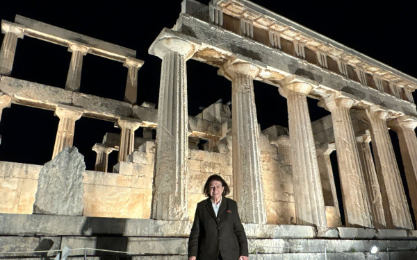 Η Λ. Μενδώνη εγκαινίασε το έργο αναβάθμισης του ναού της Αφαίας στην Αίγινα