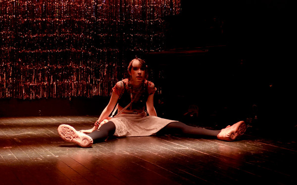 Θεσσαλονίκη: Η Ελένη Παπαλάμπρου... κάθεται και κλαίει