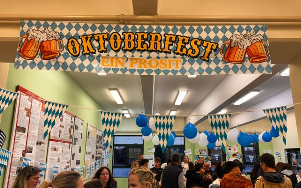 Θεσσαλονίκη: Oktoberfest στο 3ο Γυμνάσιο Θέρμης – Μια γιορτή που ήρθε για να μείνει