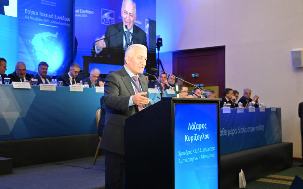 ΚΕΔΕ: Υπό τη σκιά των επεισοδίων του συνεδρίου οι νέες αποφάσεις των δημάρχων - Συναντώνται διχασμένοι και «λαβωμένοι»