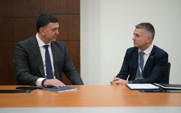 Β. Κικίλιας από Αίγυπτο: «Διευρύνεται η συνεργασία Ελλάδας - Ιταλίας στη ναυτιλία» - Συνάντηση με τον Ιταλό υπουργό μεταφορών