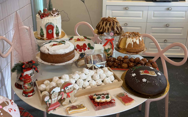 Θεσσαλονίκη: Οι τιμές σε μελομακάρονα, κουραμπιέδες και βασιλόπιτα - Προβληματισμός στην αγορά λόγω μπλόκων (πίνακες)