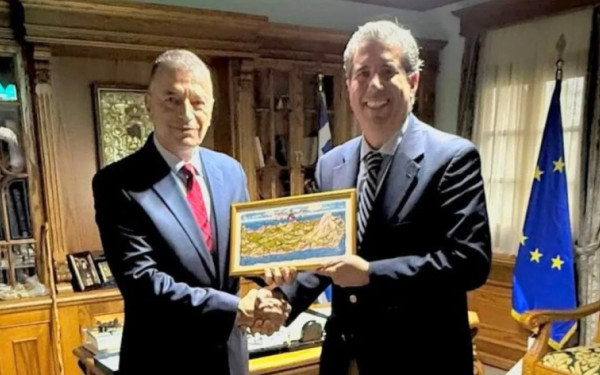 Διεθνές ενδιαφέρον για το Άγιον Όρος: Ο αναπληρωτής ΥΠΕΞ των ΗΠΑ, Μάικλ Ρήγας, επισκέφθηκε την Αθωνική Πολιτεία