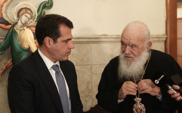 Συνάντηση Πλεύρη – Ιερώνυμου: «Επιλέγουμε τη συνεργασία με την Εκκλησία»