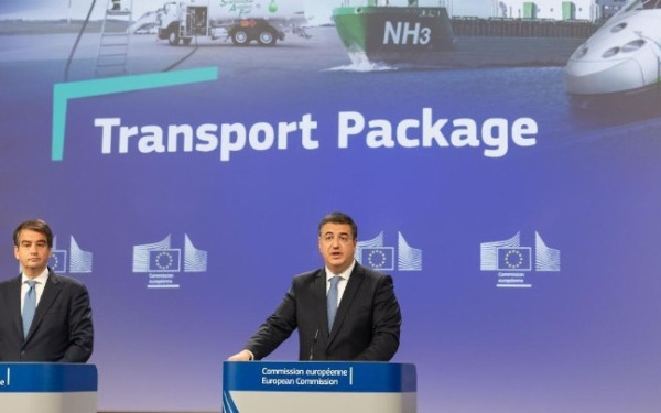 Κομισιόν: Παρουσίασε σχέδια για ταχύτερους και πιο συνδεδεμένους σιδηροδρόμους στην Ευρώπη