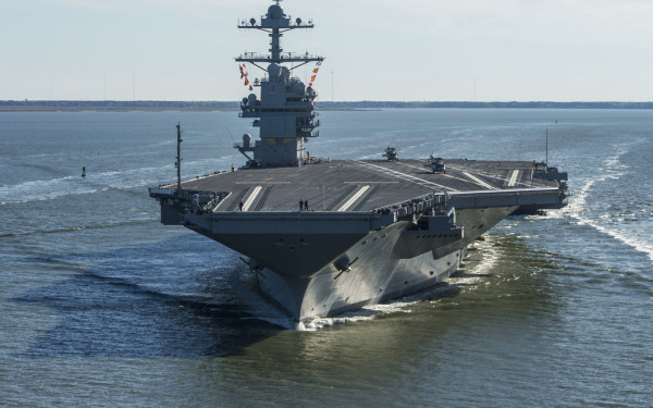 Κλιμακώνει ακόμη περισσότερο την ένταση με τη Βενεζουέλα – Τι σηματοδοτεί η άφιξη του αεροπλανοφόρου USS Ford στη Λ. Αμερική