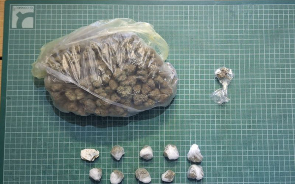 Θεσσαλονίκη: Δύο νεαροί αλλοδαποί συνελήφθησαν με 215 γρ. κάνναβης και 700 ευρώ