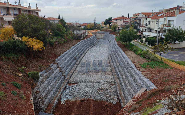 Παραδίδεται το καλοκαίρι 2026 το έργο της αντιπλημμυρικής θωράκισης του ρέματος Θέρμης-Τριαδίου