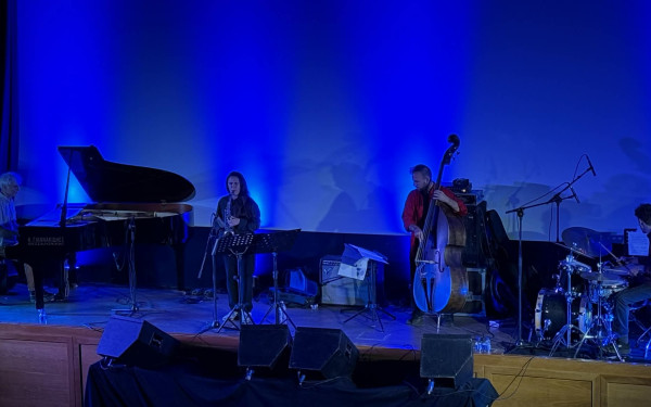 Η «καρδιά» της jazz «χτυπά» στην Θεσσαλονίκη - Εντυπωσιακή πρεμιέρα του «Open Jazz Festival» (βίντεο)