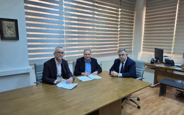 Θεσσαλονίκη: Υπογράφηκε στην Αποκεντρωμένη Διοίκηση Μακεδονίας-Θράκης η σύμβαση για την προστασία και διαχείριση της λίμνης Βιστωνίδας