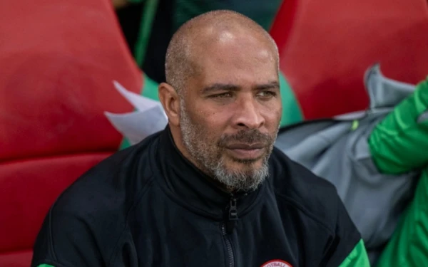 «Μας έκαναν βουντού»: Απίθανα πράγματα κατήγγειλε ο προπονητής της Νιγηρίας μετά τον αποκλεισμό στα προκριματικά του Μουντιάλ (βίντεο)