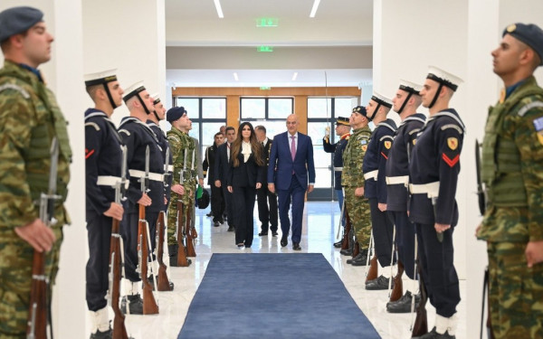 Πεντάγωνο: Την Κ. Γκίλφοϊλ υποδέχθηκε ο Ν. Δένδιας