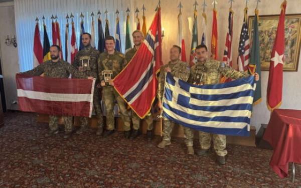 Την 3η θέση κατέκτησαν μέλη της ΔΕΠ στον πολυεθνικό στρατιωτικό διαγωνισμό «European Best Sniper Team Competition 25»