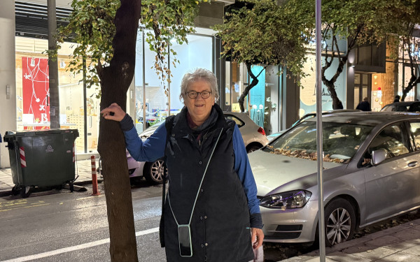 Η Ιζαμπέλ Κάστρο επιστρέφει στις ρίζες της στην Θεσσαλονίκη - Ρίζες που αντιστέκονται στη φθορά του χρόνου