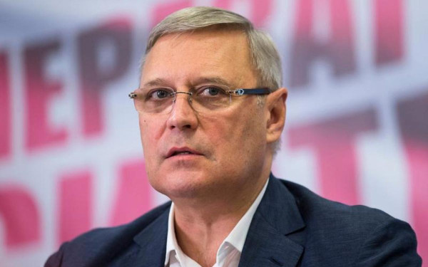 Ρωσία: Η Αρχή οικονομικών υποθέσεων συμπεριέλαβε έναν οικονομολόγο και έναν πρώην πρωθυπουργό στον κατάλογο των «τρομοκρατών»