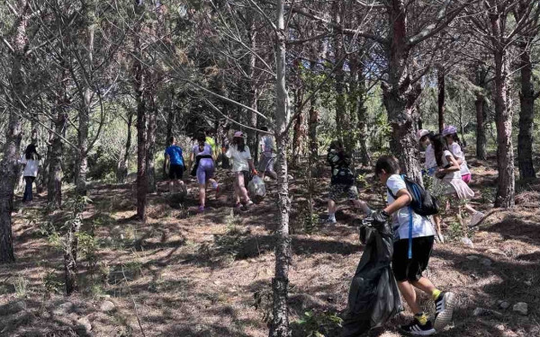 Μαθητές δημοτικού υιοθετούν δάσος στο Ωραιόκαστρο