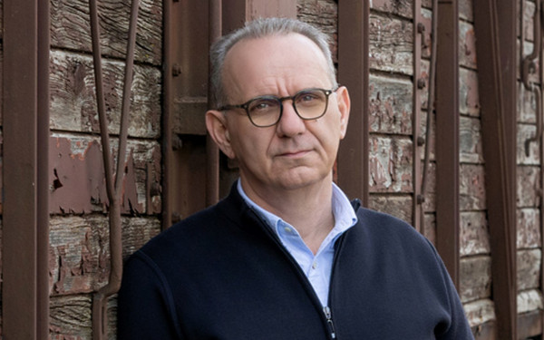 «Κρυφό Αίμα»: Όταν η νεολαία στρατολογείται σε οπαδικά σχήματα