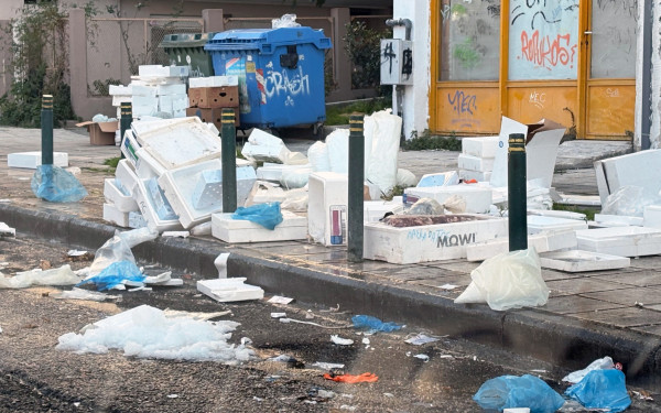Καταγγελία από τον δήμο Νεάπολης-Συκεών για τις θλιβερές εικόνες στη Λαϊκή Αγορά των Συκεών