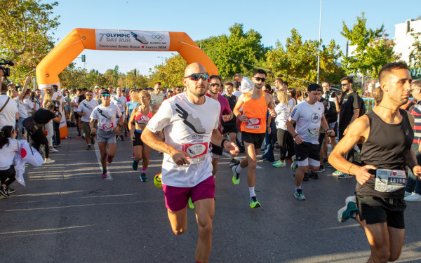 Με τον μαραθώνιο και τον ημιμαραθώνιο δρόμο ξεκίνησε το 8ο Olympic Day Run και το 1ο  Thessaloniki City Marathon