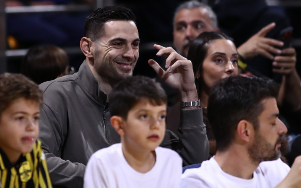 Μπάσκετ: Άννα Ευθυμίου και Ιωάννης Παπαπέτρου στο «Nick Galis Hall» για το Άρης - Προμηθέας Πατρών (βίντεο)