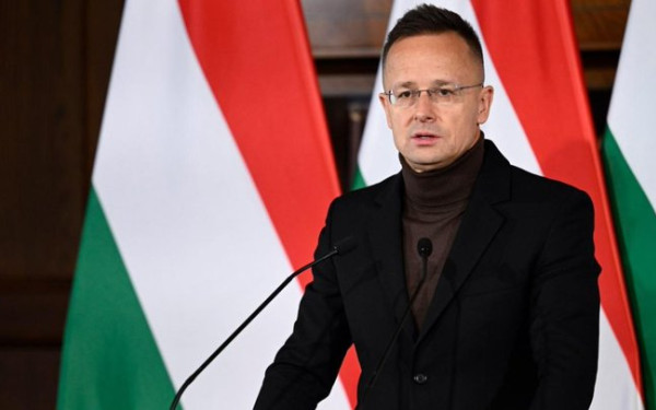 Ουγγαρία: «Η Ευρώπη θα πρέπει να υποστηρίξει το ειρηνευτικό σχέδιο 28 σημείων για την Ουκρανία»