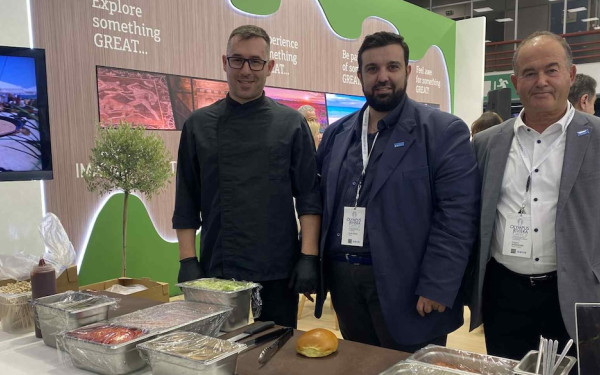 Θεσσαλονίκη-40ης Philoxenia: Burger μυδιού, γαρίδας και μαύρου χοίρου κερνά η Πιερία