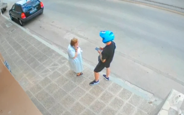 Μέλη συμμορίας με τηλεφωνικές απάτες έβγαλαν πάνω από 7 εκατ. ευρώ - Βίντεο με τη δράση τους