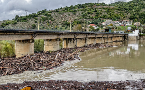 Πυροσβεστική: Δέχτηκε 367 κλήσεις εξαιτίας της κακοκαιρίας σε Ιόνιο και Ήπειρο
