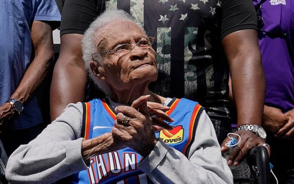 ΗΠΑ: «Έφυγε» σε ηλικία 111 ετών η τελευταία επιζήσσασα της ρατσιστικής επίθεσης στην Τάλσα