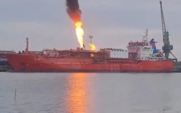 Οδησσός: Τουρκικό πλοίο με 4.000 τόνους υγραερίου χτυπήθηκε από ρωσικά πυρά - Φόβοι πως μπορεί να εκραγεί ανά πάσα στιγμή