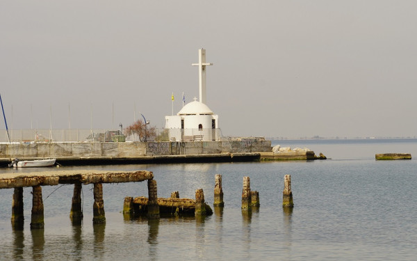 Θεσσαλονίκη: «Σβήνει» σιγά σιγά και η τελευταία ιστορική Σκάλα των Προσφύγων στην Καλαμαριά