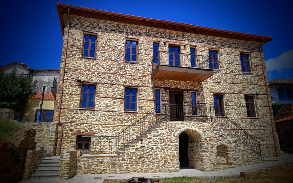 Δήμος Πολυγύρου: Παρέλαβε το «Κοτσιανέικο» και διεκδικεί τη μετατροπή του σε σύγχρονο λαογραφικό μουσείο