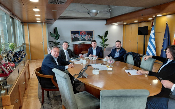 Θεσσαλονίκη: Τον δήμαρχο Στέλιο Αγγελούδη επισκέφθηκε ο Διευθυντής του Γραφείου Πρωθυπουργού, Μιχάλης Μπεκίρης