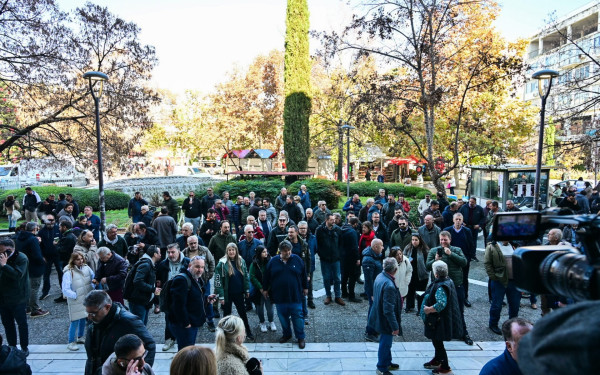 Λάρισα: Ελεύθεροι οι 2 συλληφθέντες αγρότες – Την Πέμπτη η απολογία τους
