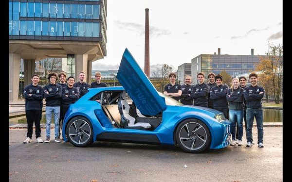 Φοιτητές κατασκεύασαν ηλεκτρικό αυτοκίνητο που χαλάει σχεδόν... ποτέ και μπορείς να το φτιάξεις μόνος (βίντεο)