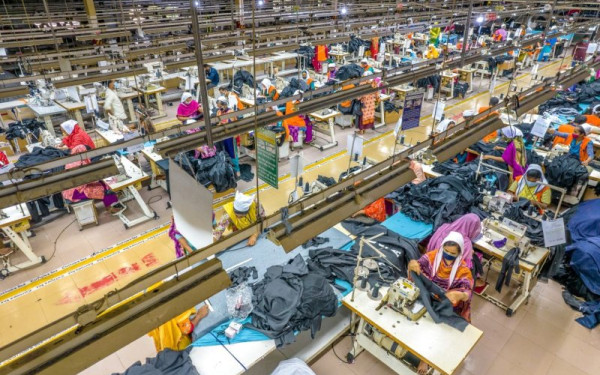 Διεθνής Αμνηστία: Έκκληση στις πολυεθνικές ένδυσης για την προστασία των δικαιωμάτων των εργαζομένων στην Ασία