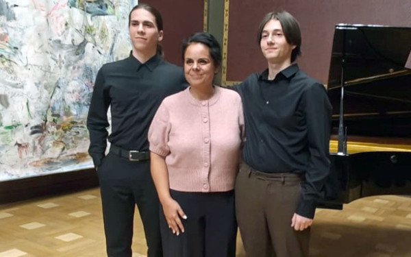 Θεσσαλονίκη: Ρεσιτάλ Πιάνου με δύο νεαρούς Ρουμάνους πιανίστες στη Νεάπολη