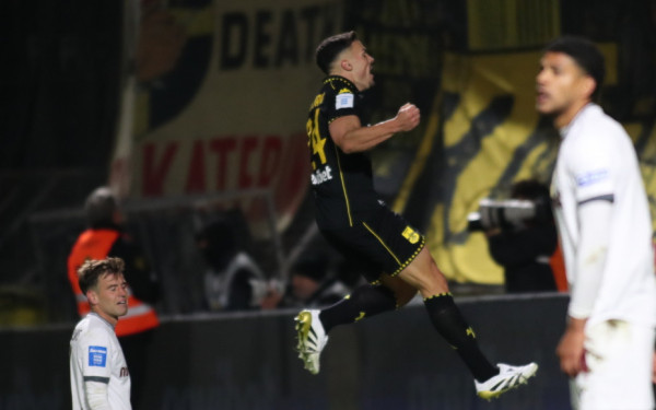 Άρης - ΑΕΛ 2-1: Χιτσκοκικό φινάλε στο «Κλεάνθης Βικελίδης»