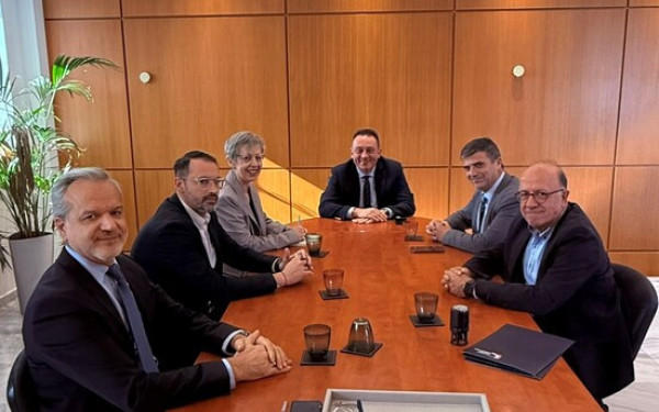 Πρωτόκολλο Συνεργασίας Υπ. Παιδείας – Ε.Α.Π. για την προώθηση της Επαγγελματικής Εκπαίδευσης, Κατάρτισης και Διά Βίου Μάθηση