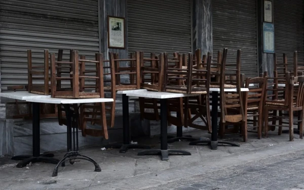 Θεσσαλονίκη: Καμπανάκι στην εστίαση - Φόβοι ότι θα κλείσουν τα μισά μαγαζιά που άνοιξαν το 2025