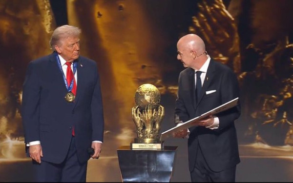 Η FIFA απένειμε στον Τραμπ βραβείο Ειρήνης - «Mία από τις μεγαλύτερες τιμές της ζωής μου» (βίντεο)