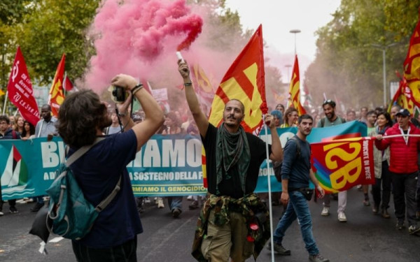 Ιταλία: Γενική απεργία σήμερα από πέντε συνδικάτα βάσης ενάντια στον προϋπολογισμό 2026