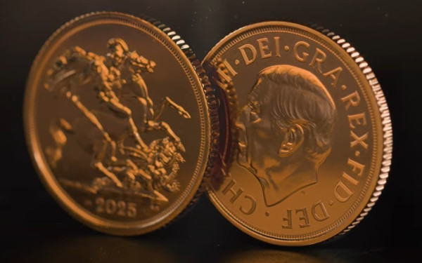 Πόσες χρυσές λίρες έχουν αποταμιεύσει οι Έλληνες - Βγαίνουν στην ελληνική αγορά οι νέες λίρες με τον Κάρολο