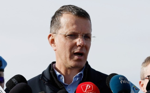 Ρουμανία: Ο υπουργός Άμυνας παραιτήθηκε αφού παραδέχθηκε ότι είχε πει ψέματα στο βιογραφικό του