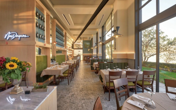 Νέα Διαγώνιος: Με θέα στα νερά του Θερμαϊκού, το εστιατόριο της Σοφούλη, με σήμα – κατατεθέν τα κρεατικά του…για πρώτη φορά και με θαλασσινό μενού